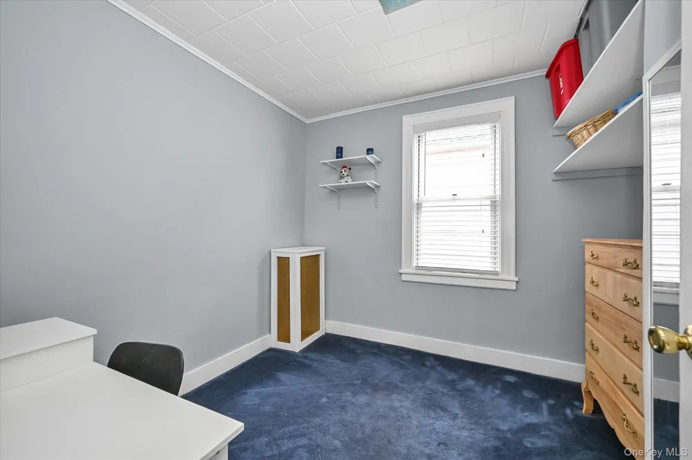 78-33 64th Street Glendale, NY 11385