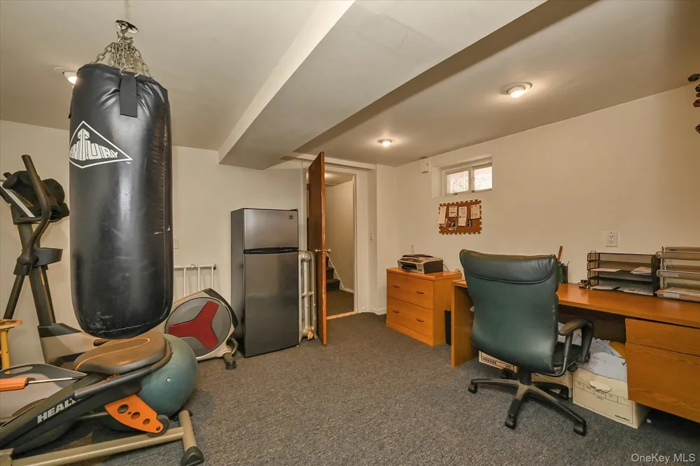 78-33 64th Street Glendale, NY 11385