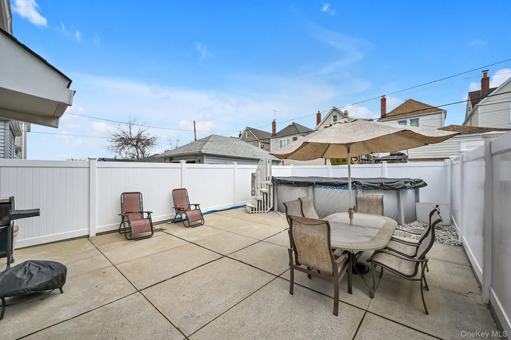 78-33 64th Street Glendale, NY 11385