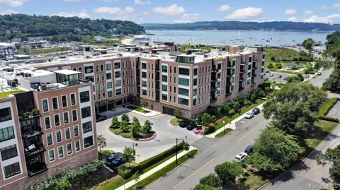 100 Garvies Point Road #1116