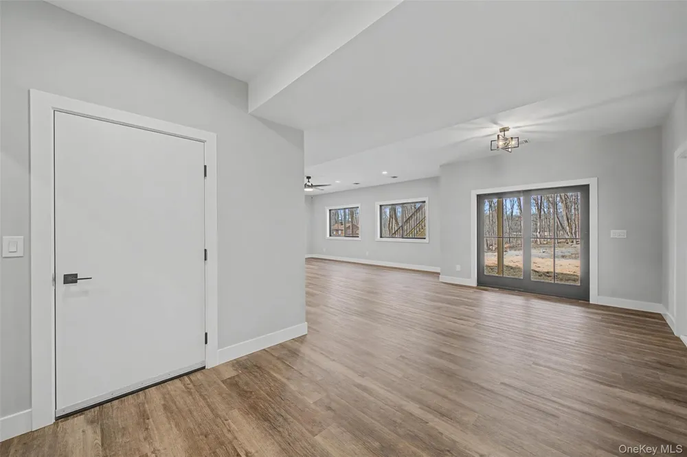 78 Crawford Street Pine Bush, NY 12566