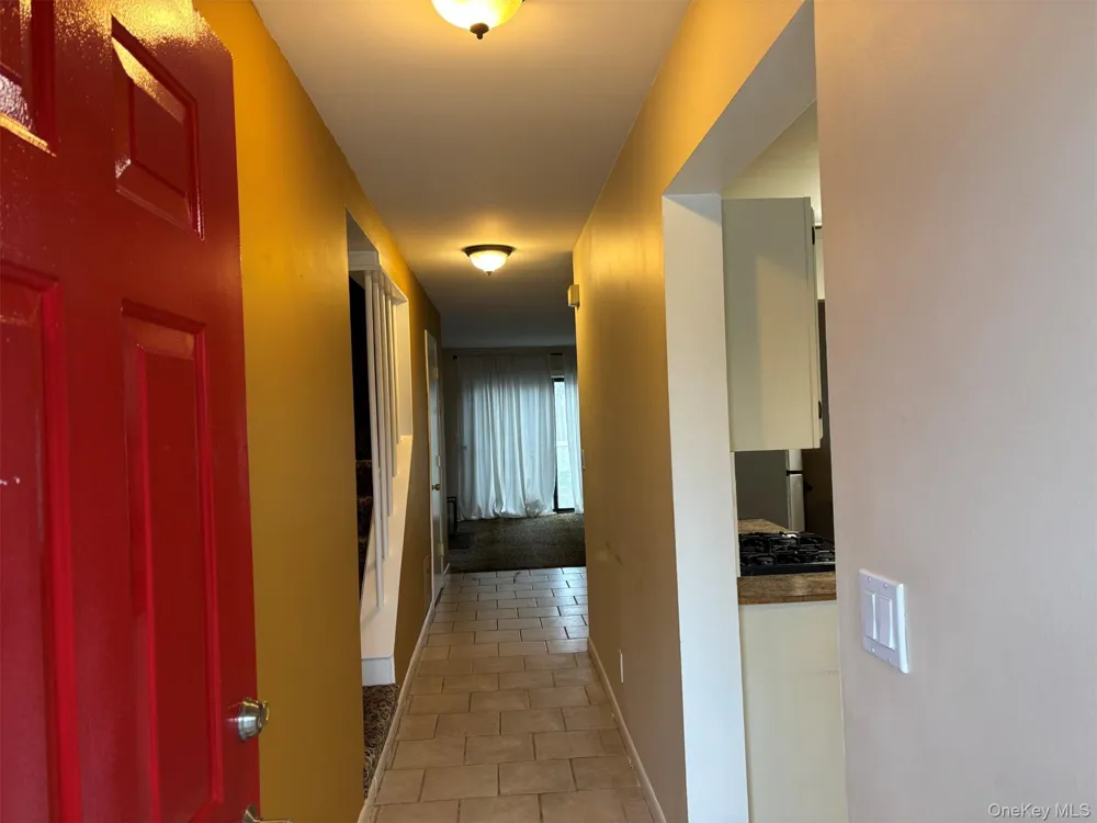 92 Lake Ridge Cove Mohegan Lake, NY 10547