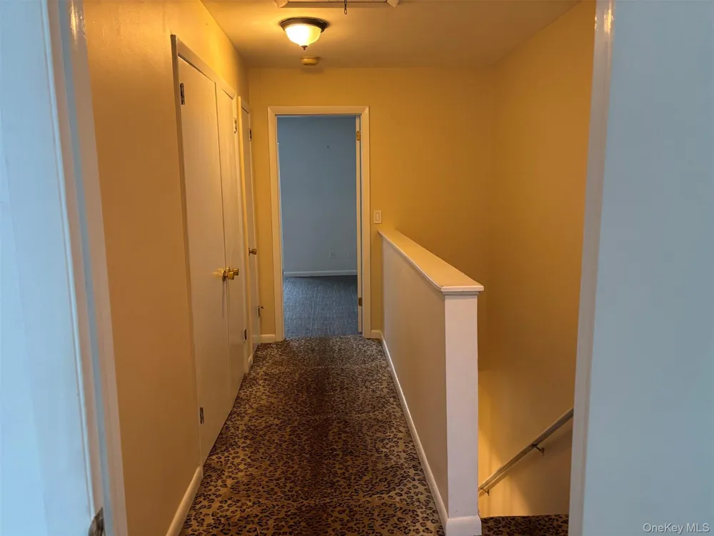 92 Lake Ridge Cove Mohegan Lake, NY 10547