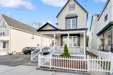 30 Kendall Avenue