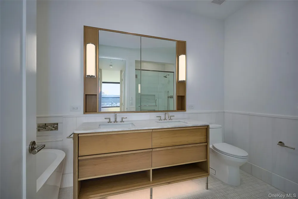 4 Lighthouse Landing #424 Sleepy Hollow, NY 10591
