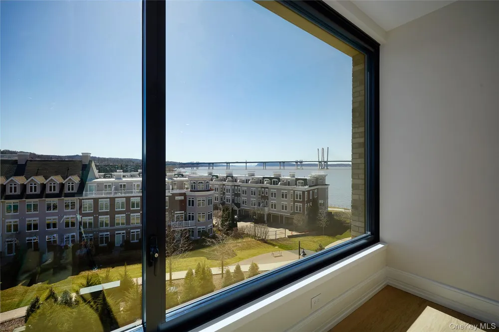 4 Lighthouse Landing #424 Sleepy Hollow, NY 10591
