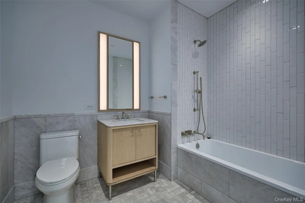 4 Lighthouse Landing #424 Sleepy Hollow, NY 10591