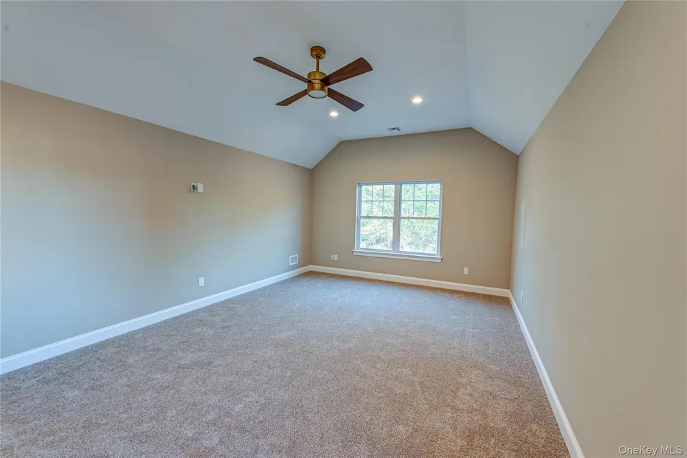 457 Pond Path East Setauket, NY 11733