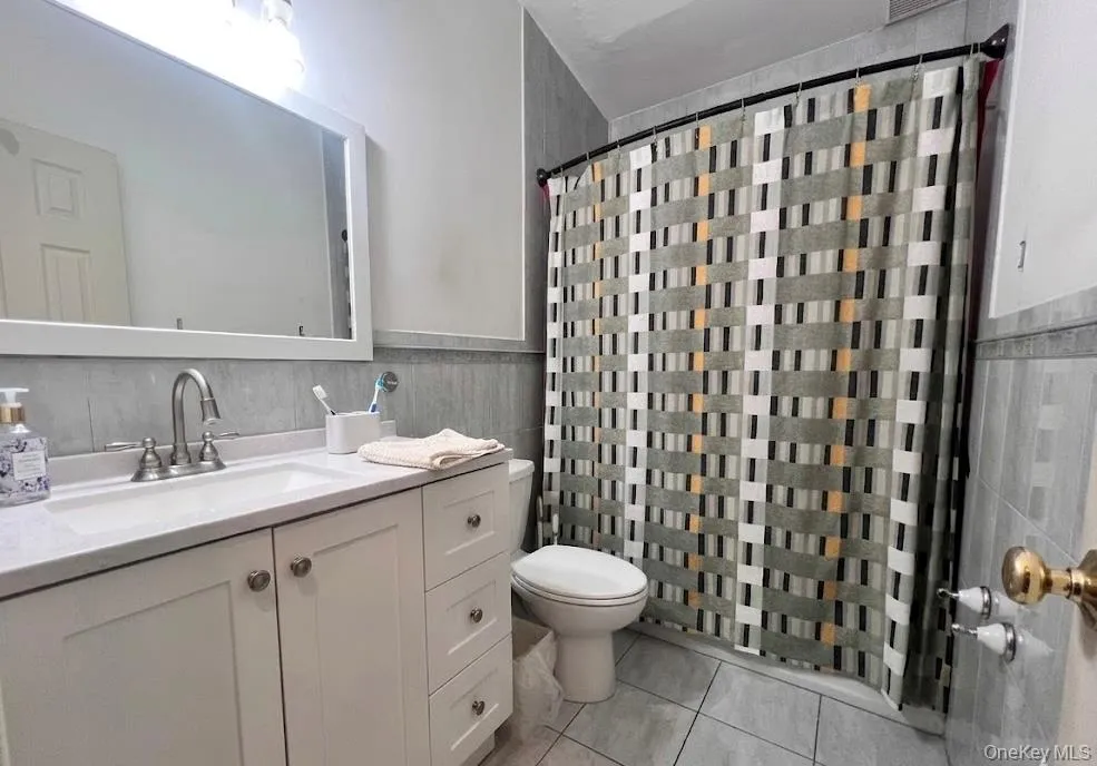 51 Pascack Road Nanuet, NY 10954