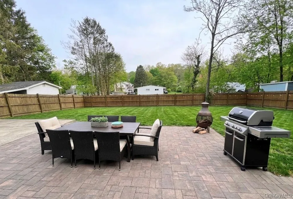 51 Pascack Road Nanuet, NY 10954