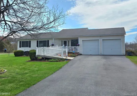 5 Meadow Court