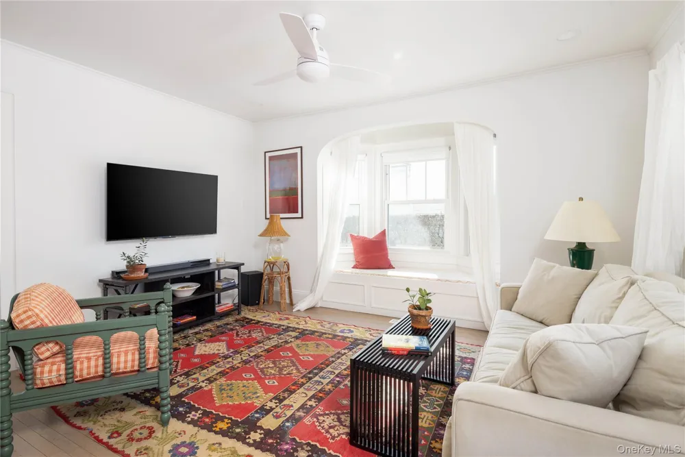 446 6th Street Greenport, NY 11944