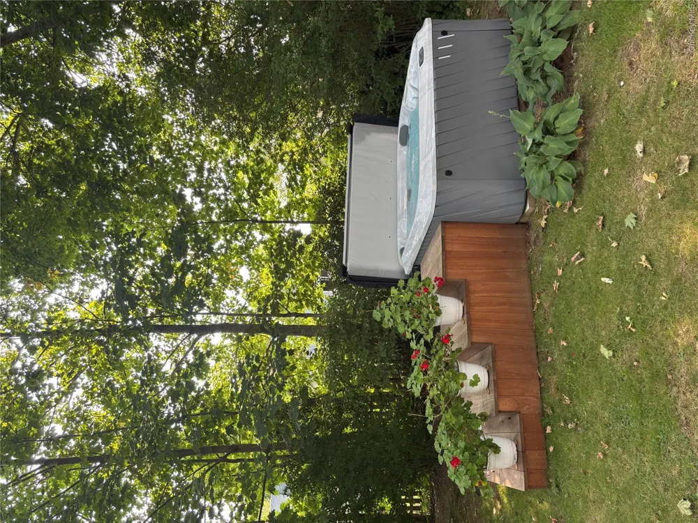 446 6th Street Greenport, NY 11944