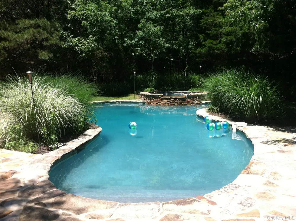 110 Greenleaf Lane Sagaponack, NY 11962
