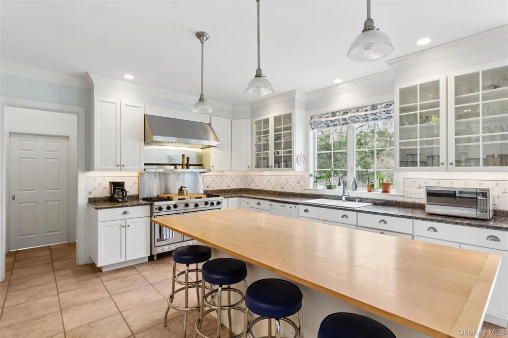110 Greenleaf Lane Sagaponack, NY 11962