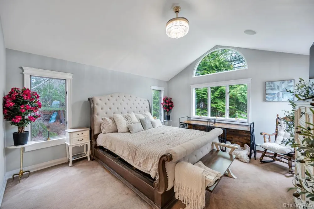 1 Audubon Gate Miller Place, NY 11764