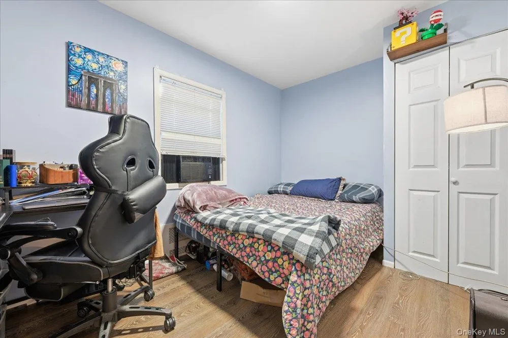 120 Bruce Terrace Mineola, NY 11501