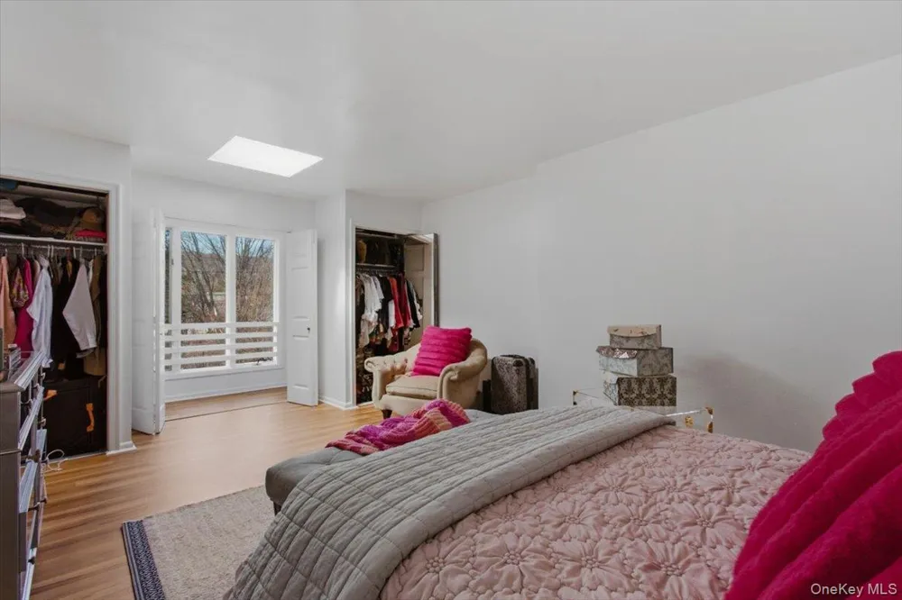 129 Gailmore Drive Yonkers, NY 10710