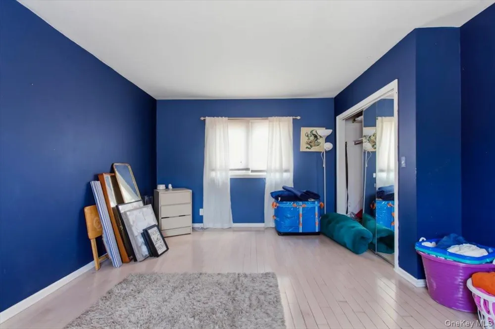 129 Gailmore Drive Yonkers, NY 10710