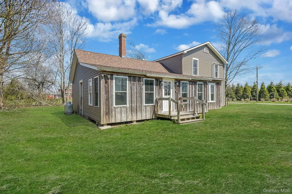 5528 Sound Avenue Riverhead, NY 11901