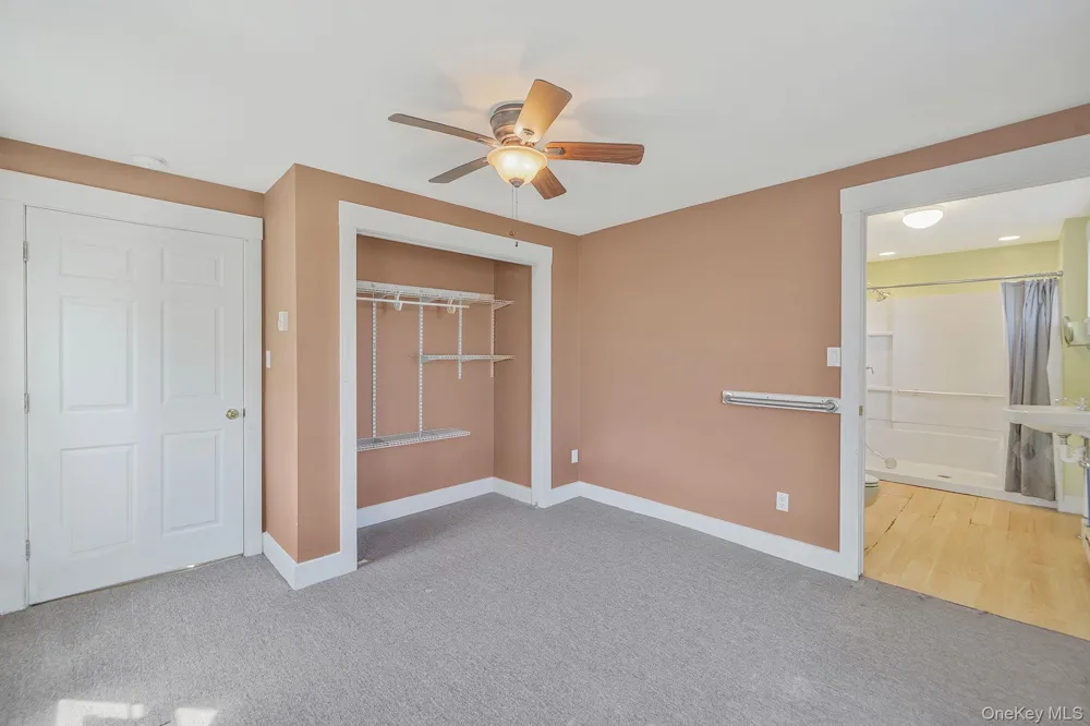 5528 Sound Avenue Riverhead, NY 11901