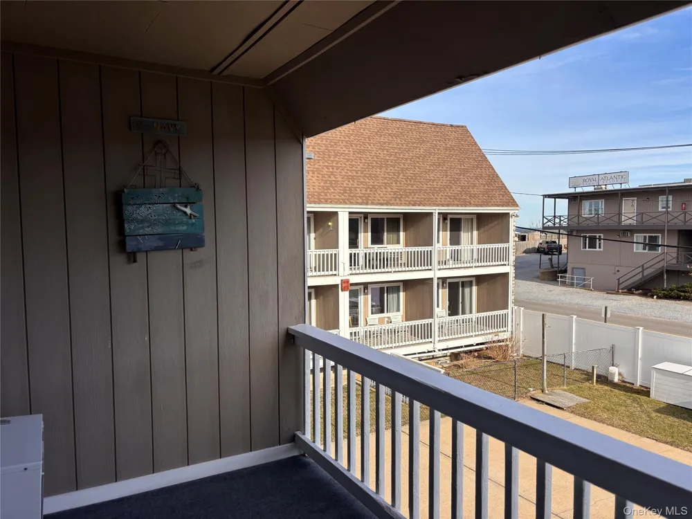 131 S Emerson Avenue #224 Montauk, NY 11954