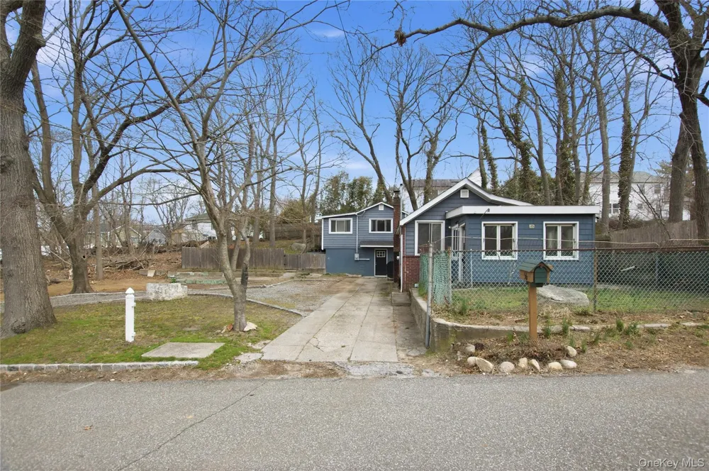 61 Sunburst Drive Rocky Point, NY 11778