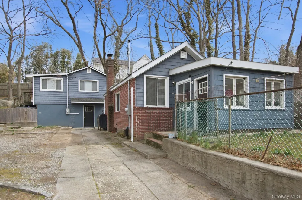 61 Sunburst Drive Rocky Point, NY 11778