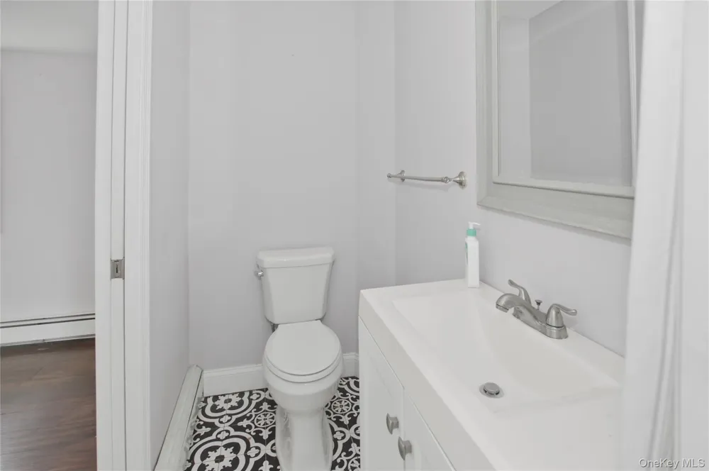 61 Sunburst Drive Rocky Point, NY 11778