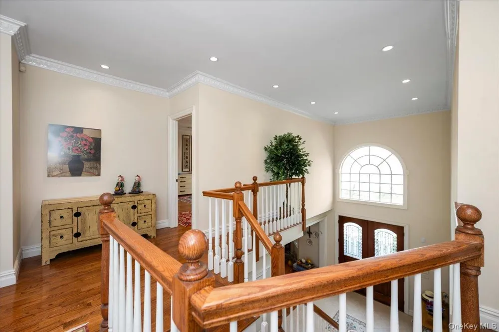 70 Lewis Avenue Atlantic Beach, NY 11509