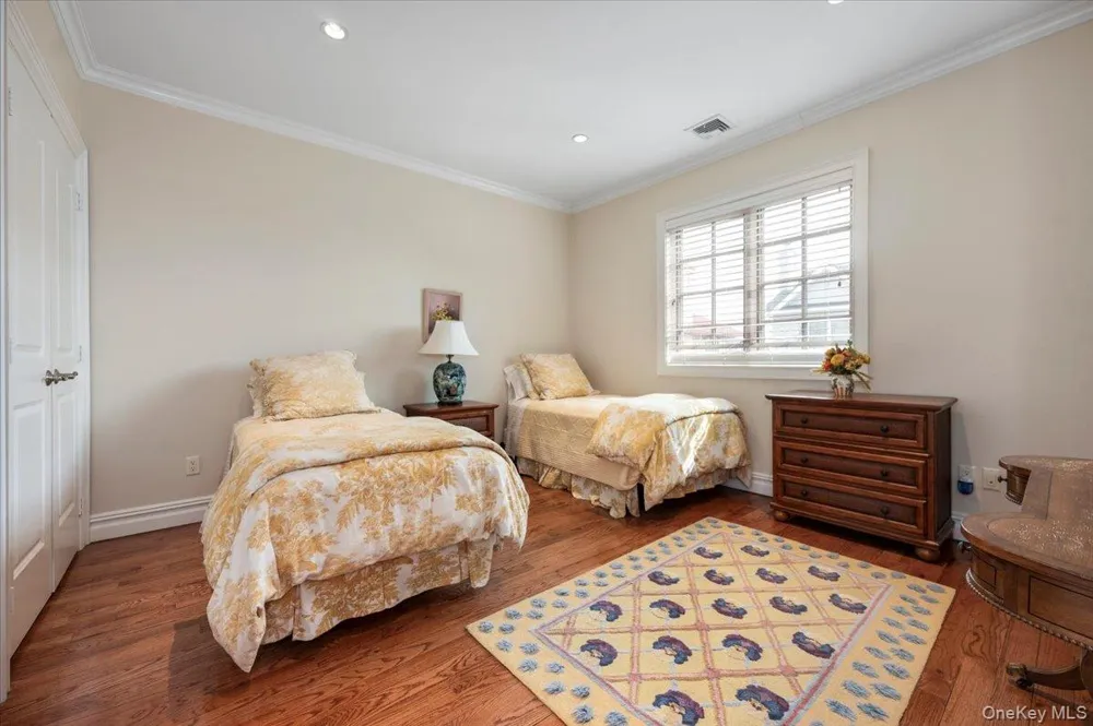 70 Lewis Avenue Atlantic Beach, NY 11509