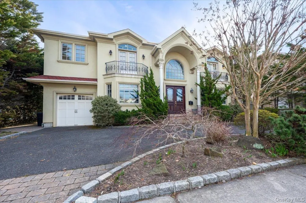 70 Lewis Avenue Atlantic Beach, NY 11509