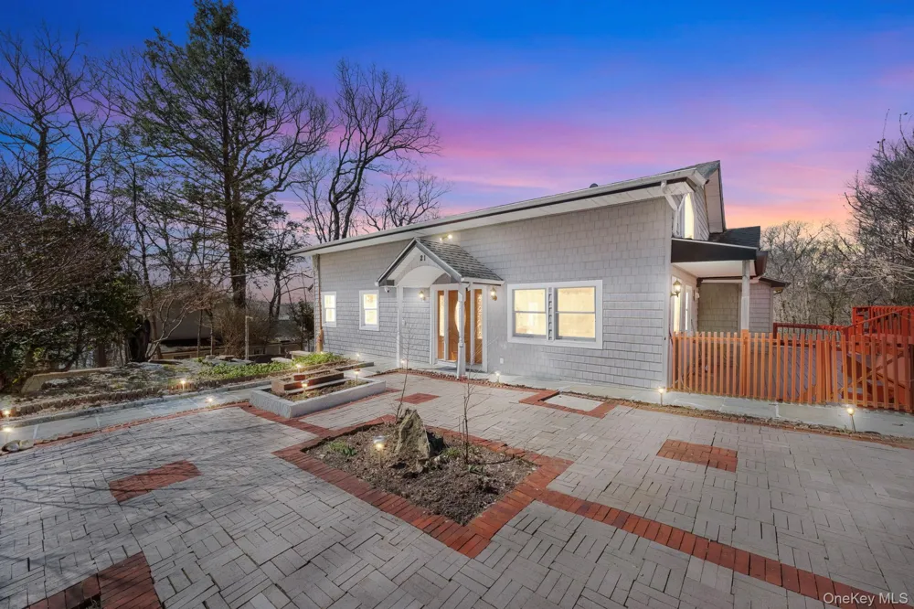 21 Jackson Road Mahopac, NY 10541