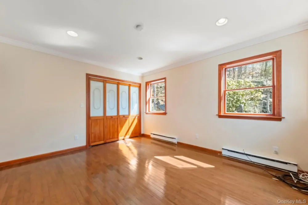 21 Jackson Road Mahopac, NY 10541