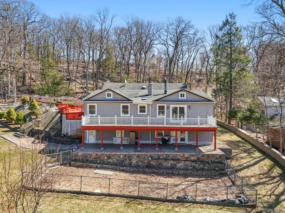 21 Jackson Road Mahopac, NY 10541