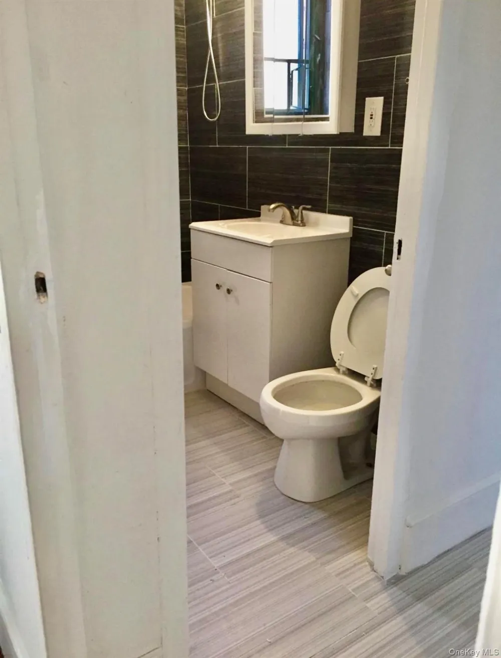 1594 Metropolitan Avenue #TD Bronx, NY 10462