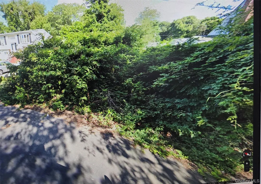 11 Cypress Street Wyandanch, NY 11798