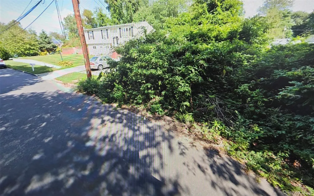11 Cypress Street Wyandanch, NY 11798