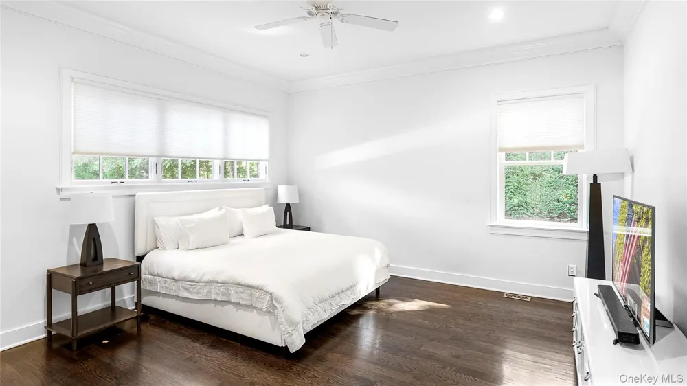 14 W Hills Court Southampton, NY 11968