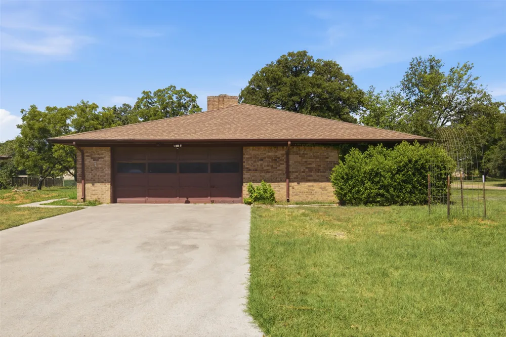 1501 Okelley Road Rockdale, TX 76567