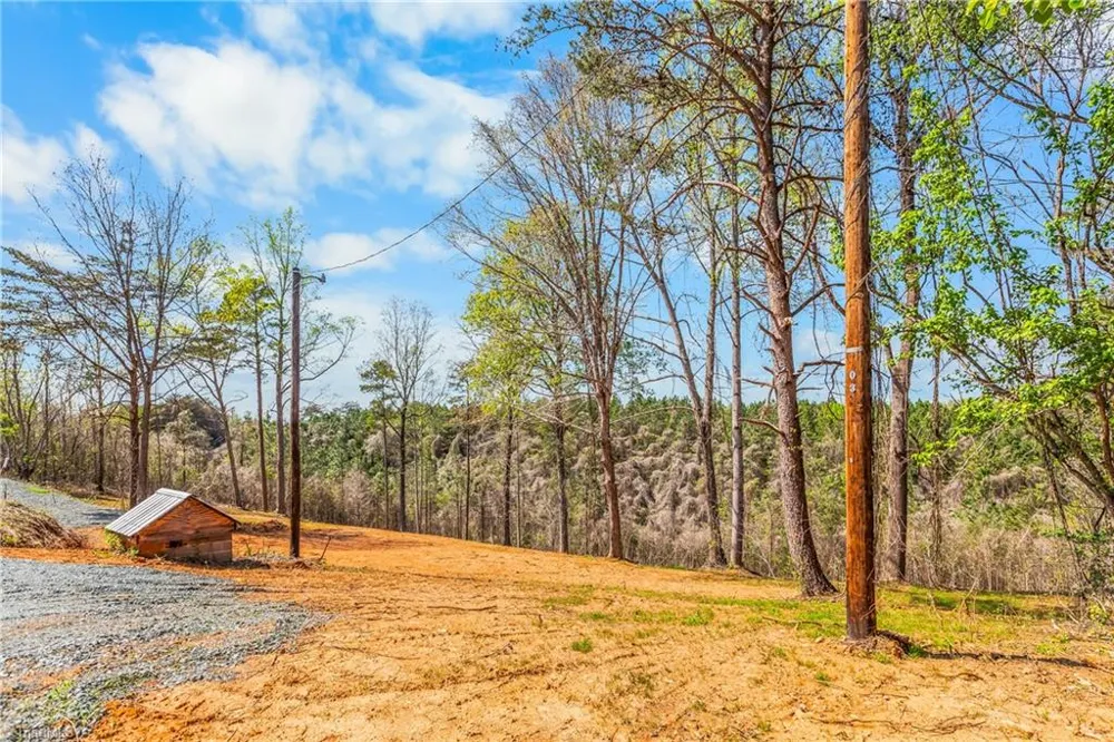 5236 NC Highway 89 W Westfield, NC 27053