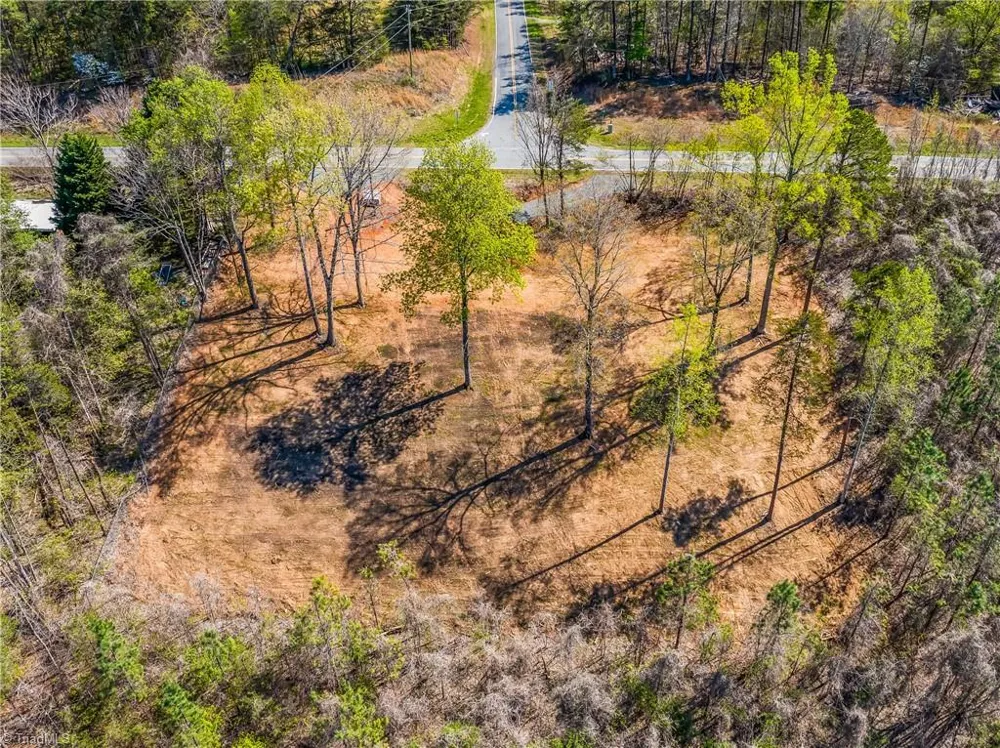 5236 NC Highway 89 W Westfield, NC 27053