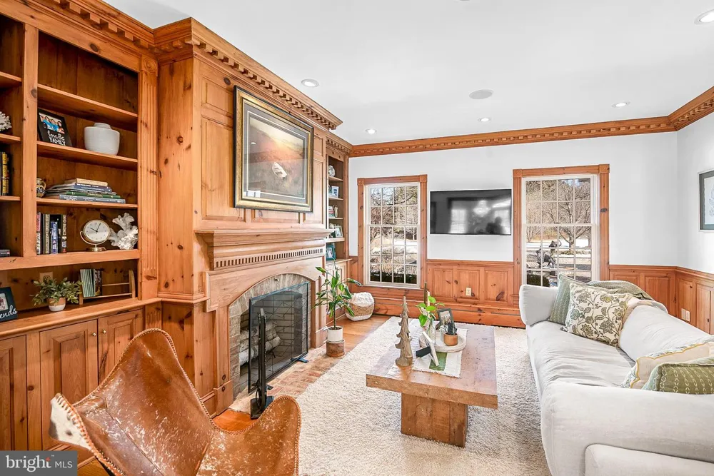 24679 DEEP NECK ROAD Royal Oak, MD 21662