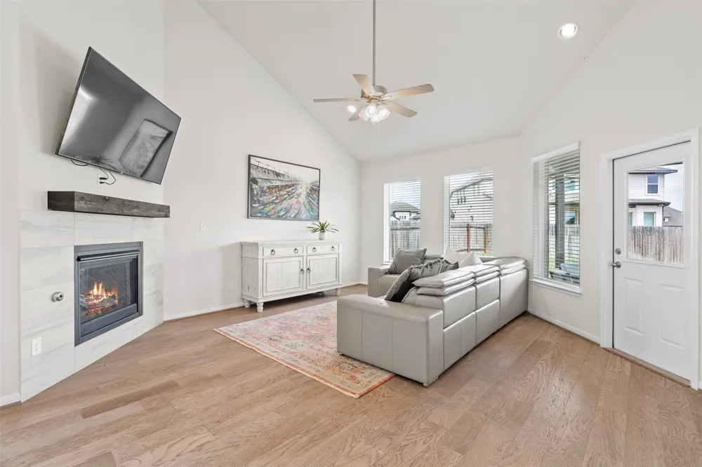 209 Mira Mesa Drive Liberty Hill, TX 78642