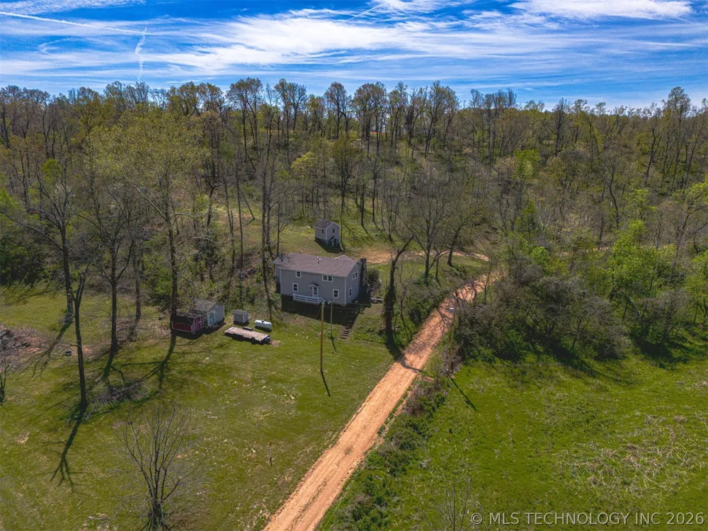 20045 County Road 502 Colcord, OK 74338