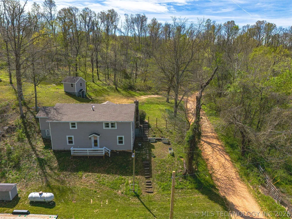 20045 County Road 502 Colcord, OK 74338