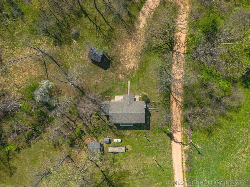 20045 County Road 502 Colcord, OK 74338