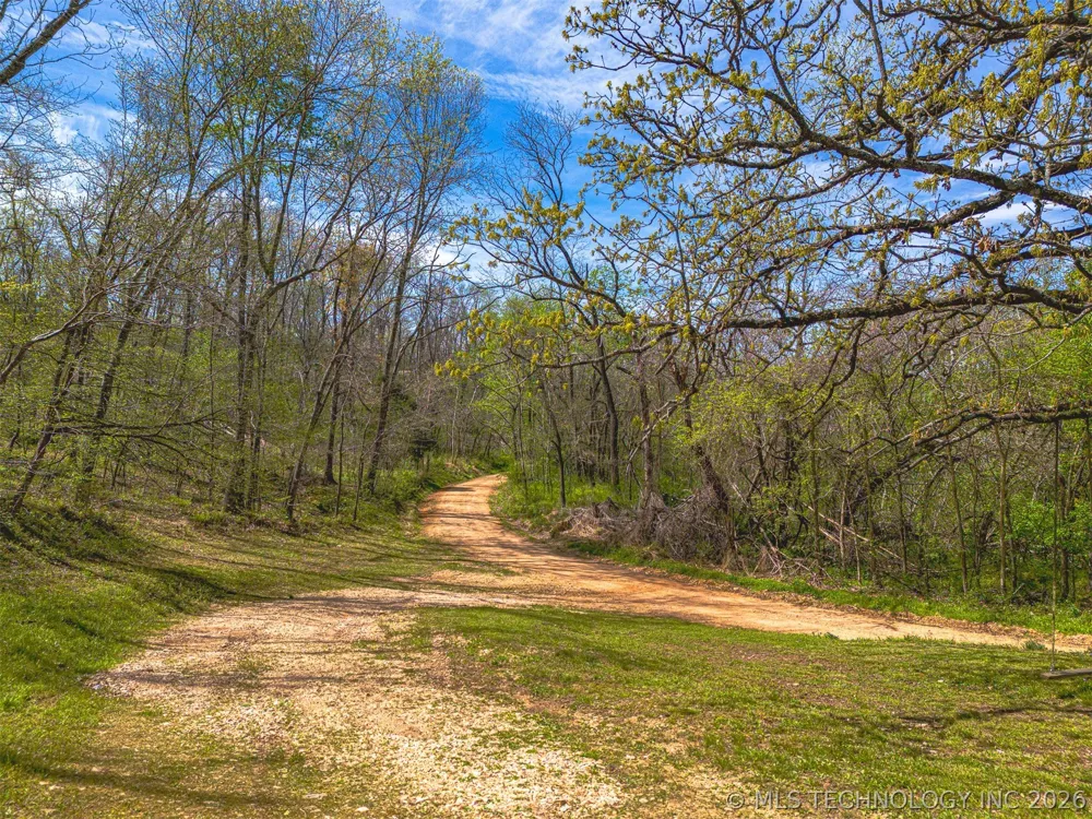 20045 County Road 502 Colcord, OK 74338
