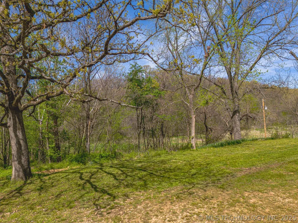 20045 County Road 502 Colcord, OK 74338