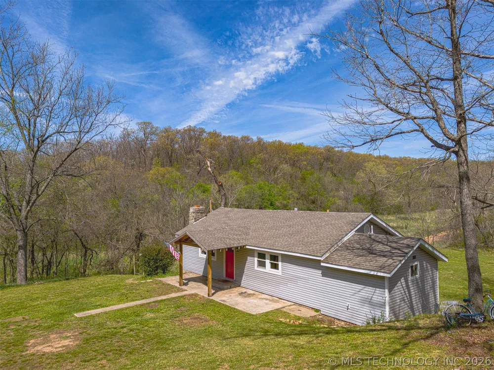 20045 County Road 502 Colcord, OK 74338